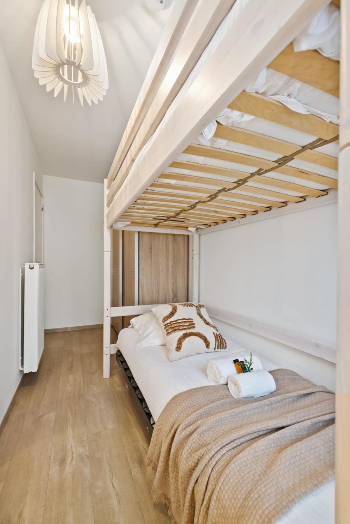 Beautiful Bel-Etage In Blankenberge Apartment Exterior foto