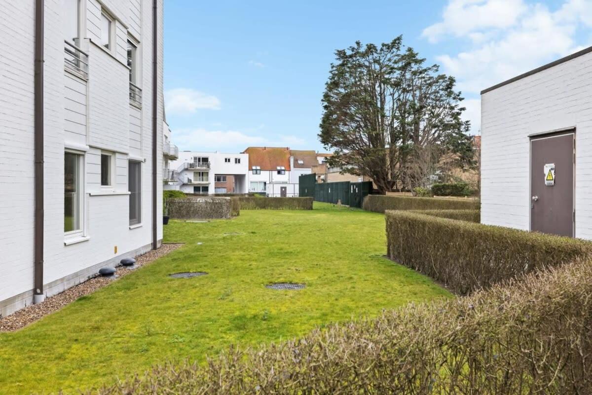 Beautiful Bel-Etage In Blankenberge Apartment Exterior foto